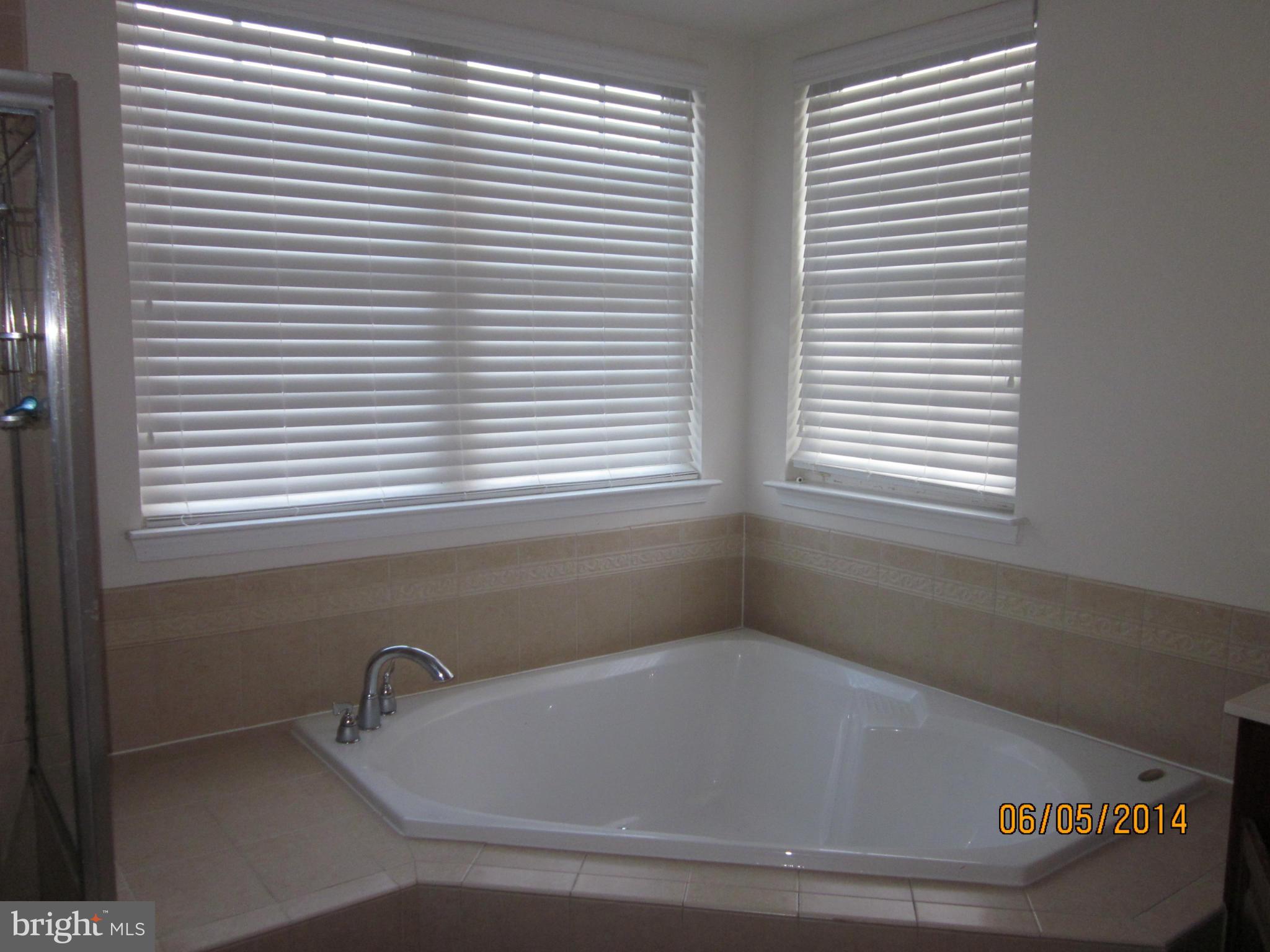 BRAMBLETON LANDBAY 2 - Residential Lease