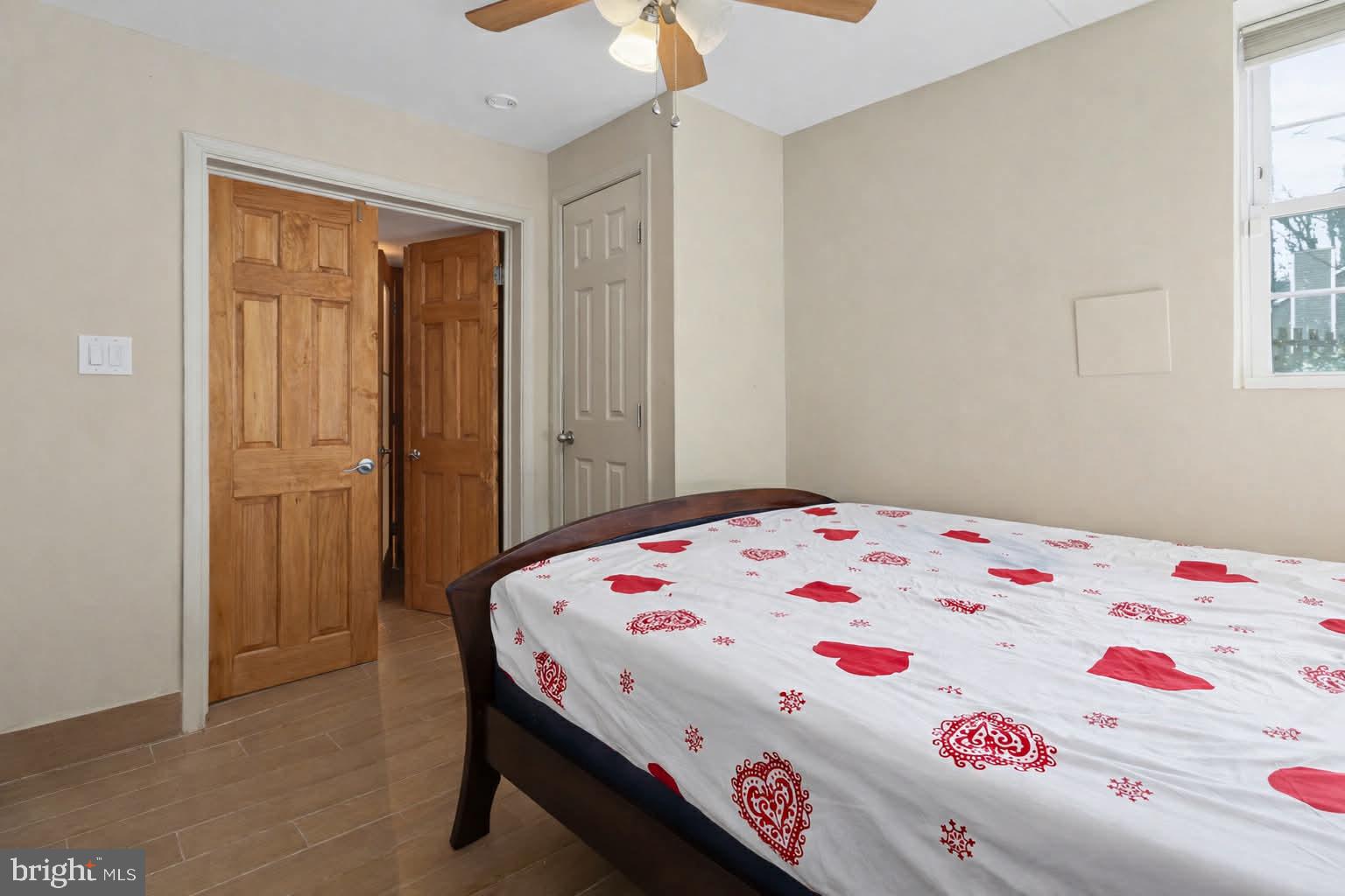 LAKE LAND OR - Residential