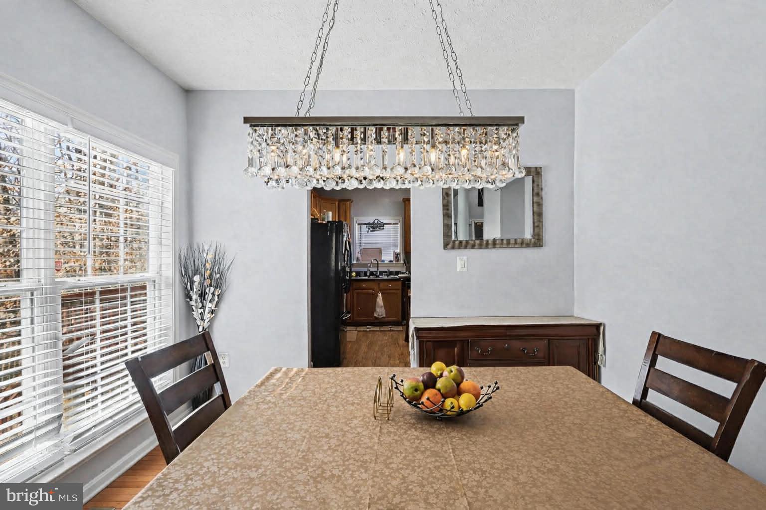 LAKE LAND OR - Residential