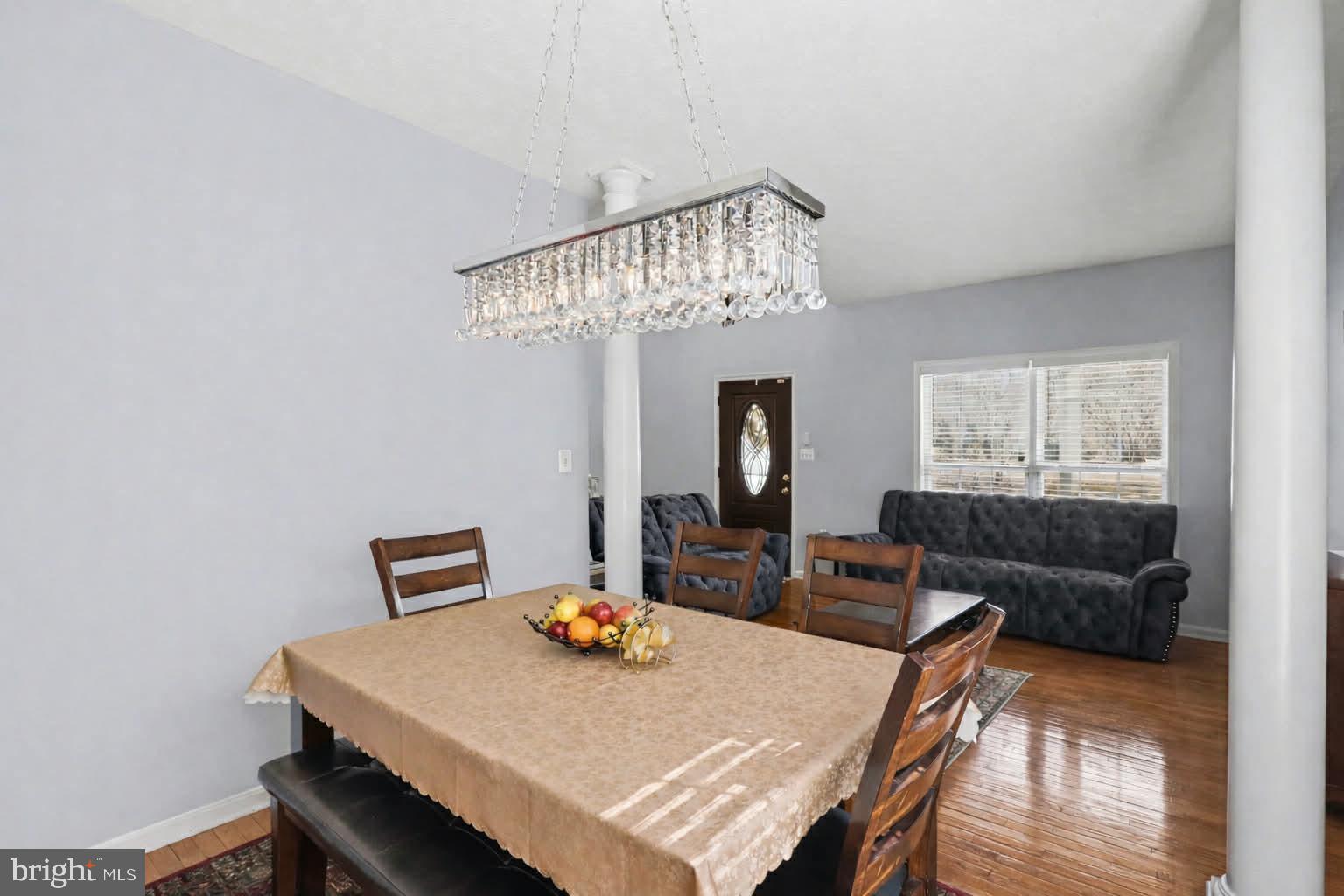 LAKE LAND OR - Residential