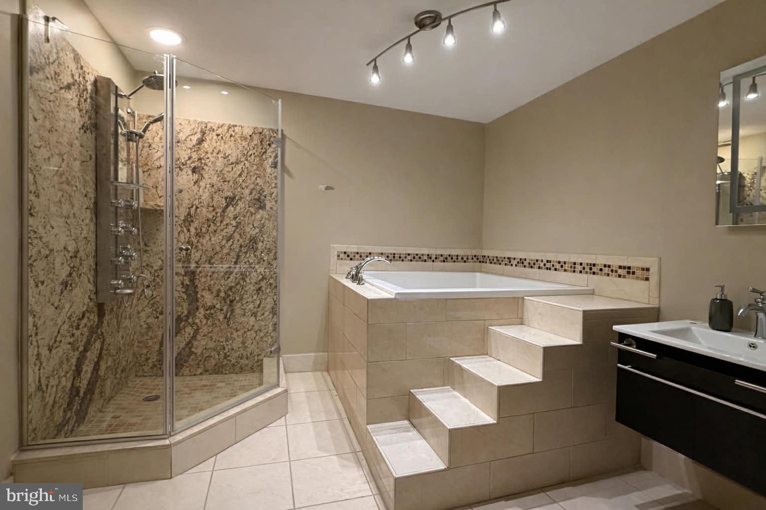 LAKE LAND OR - Residential