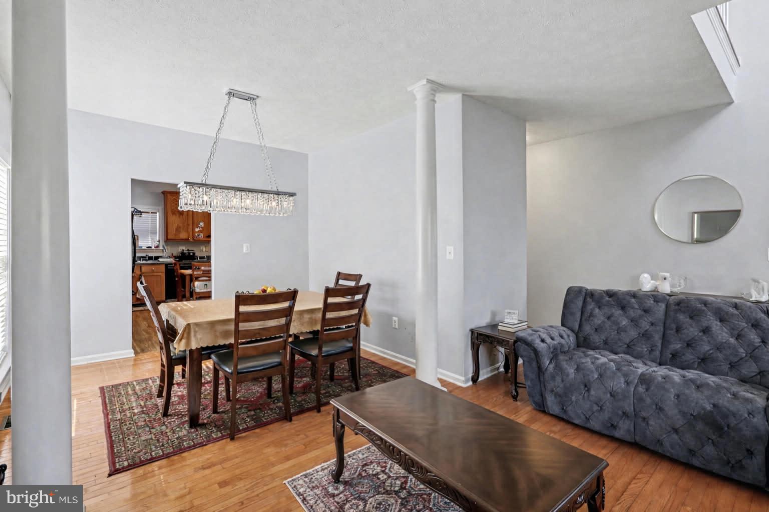 LAKE LAND OR - Residential