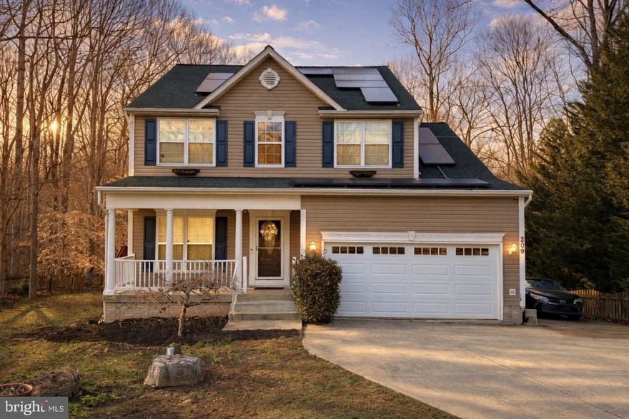 5BR | 4BA | 0.48 AC | Waterfront w/ Dock | Solar | In-Law Suite Potential

Spacious 5-bedroom, 4-bath waterfront home situated on 0.48 acres with private dock. Fish or canoe directly from your backyard. Open floor plan with hardwood, tile, cork, and luxury vinyl plank flooring throughout. New roof and solar panels. Dual-zone heating and air.

Large primary suite with remodeled bath featuring jacuzzi whirlpool and Japanese soaking tub. Basement configured for in-law suite potential – plumbed and wired for kitchenette, plus oversized bathroom with soaking tub and separate shower.

Exterior features include huge back deck, rainproof covered patio under deck, fully fenced yard, exotic fruit trees, large concrete driveway, multiple storage sheds, and spacious garage.

Waterfront living with space, flexibility, and modern updates. Must see.

Residents enjoy an exceptional array of neighborhood amenities designed to support an active and engaging lifestyle. Community features include swimming pools, a fully equipped fitness center, basketball courts, tennis and pickleball courts, private boating docks, community beaches, and designated fishing areas. Additional amenities include multiple clubhouses, covered pavilions, a shooting range, archery range, and 24-hour security for added peace of mind. This amenity-rich community offers something for everyone.