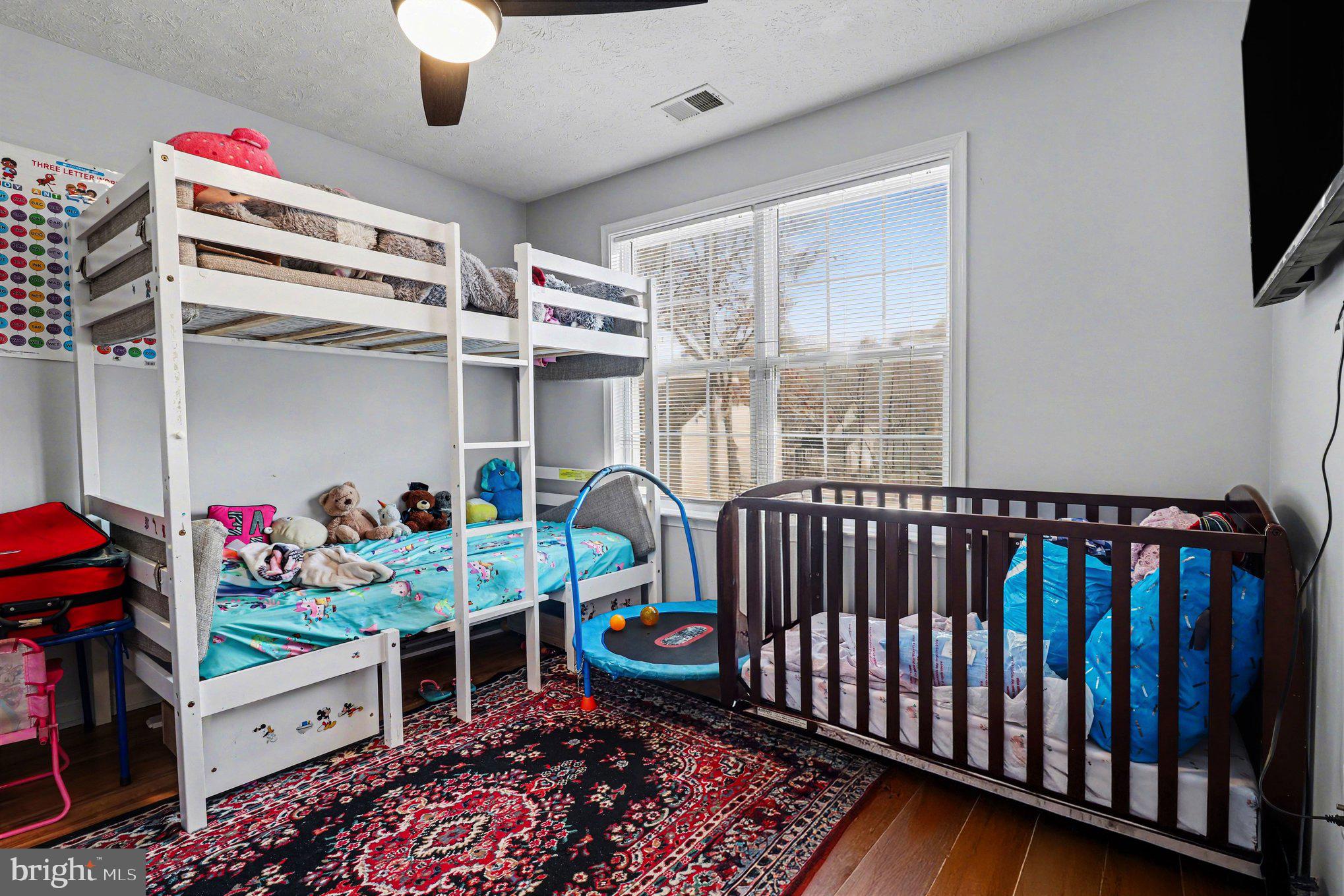 LAKE LAND OR - Residential