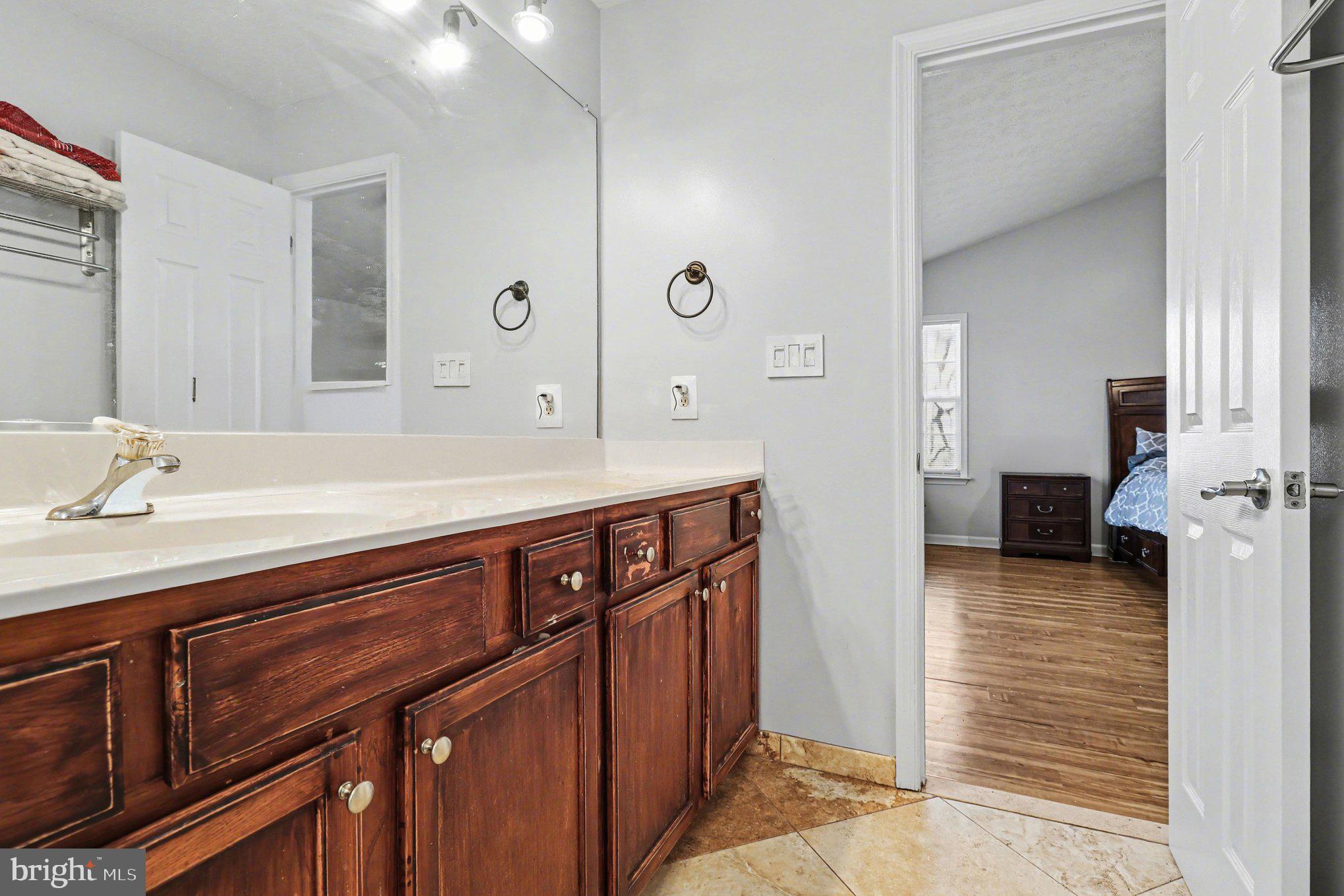 LAKE LAND OR - Residential