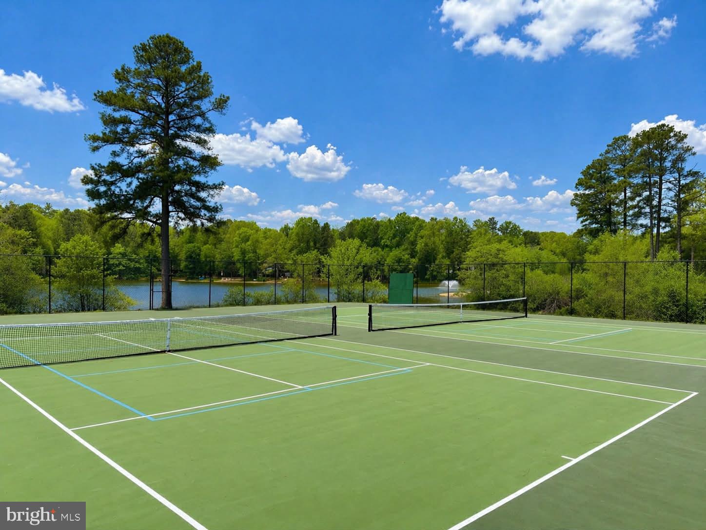 LAKE LAND OR - Residential