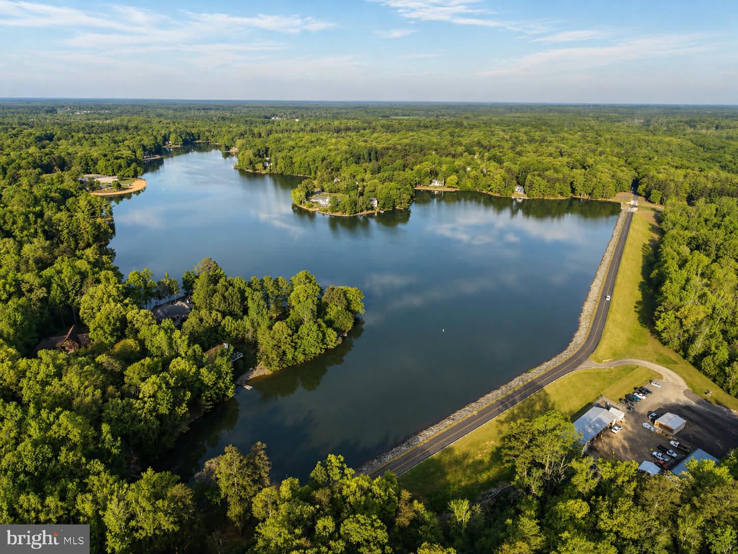 LAKE LAND OR - Residential