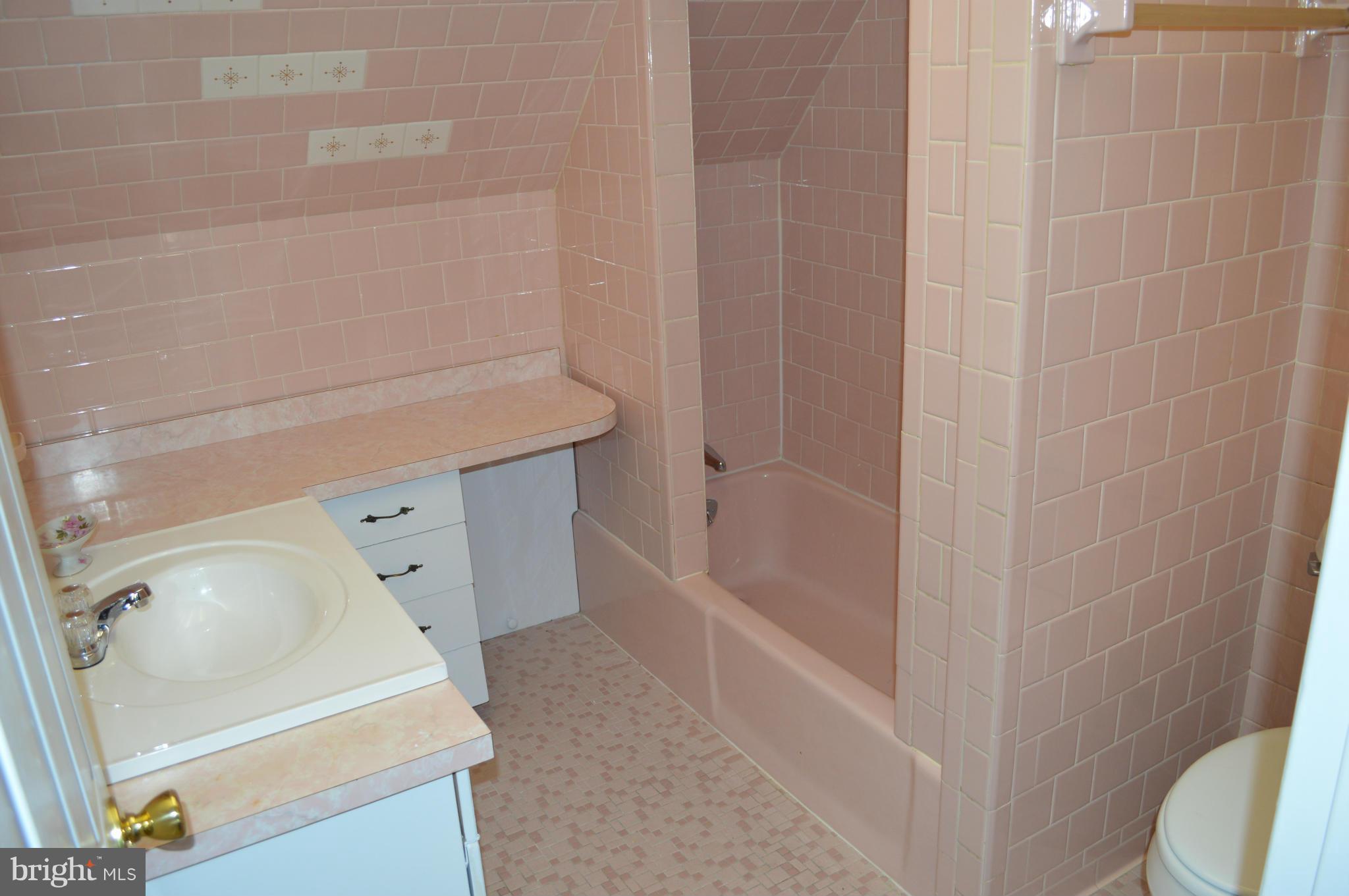 MAYFIELD - Residential