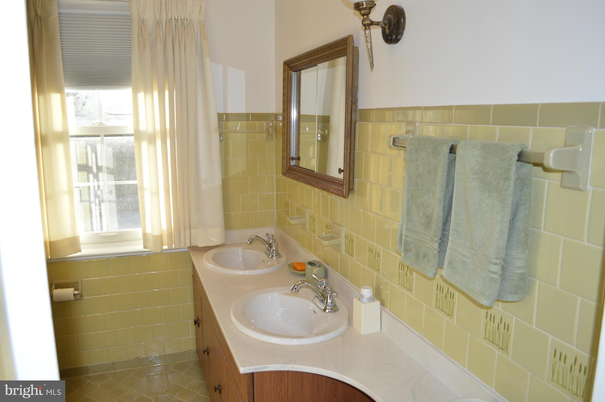 MAYFIELD - Residential