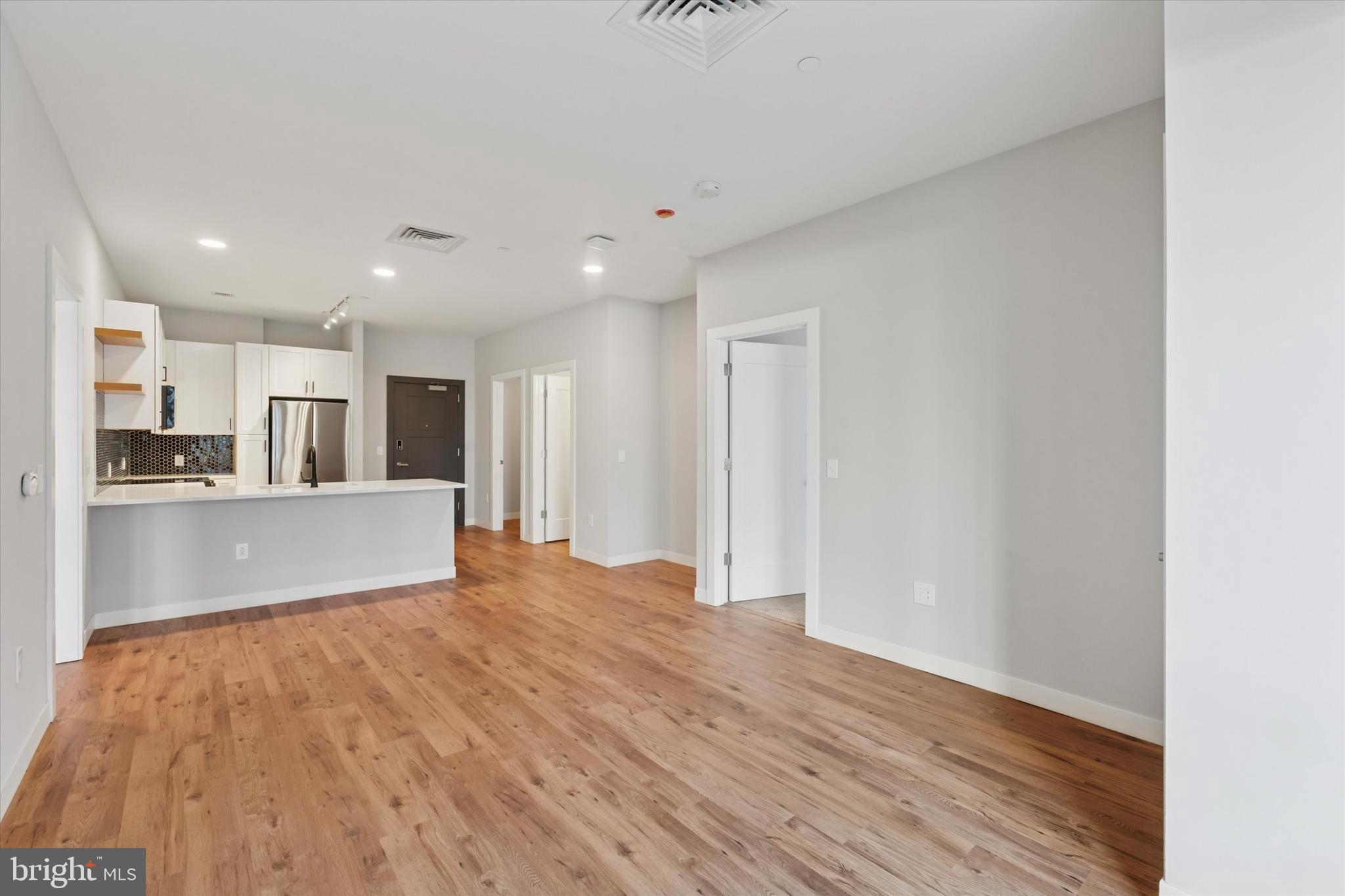 PHILADELPHIA (SOUTH) - Residential Lease