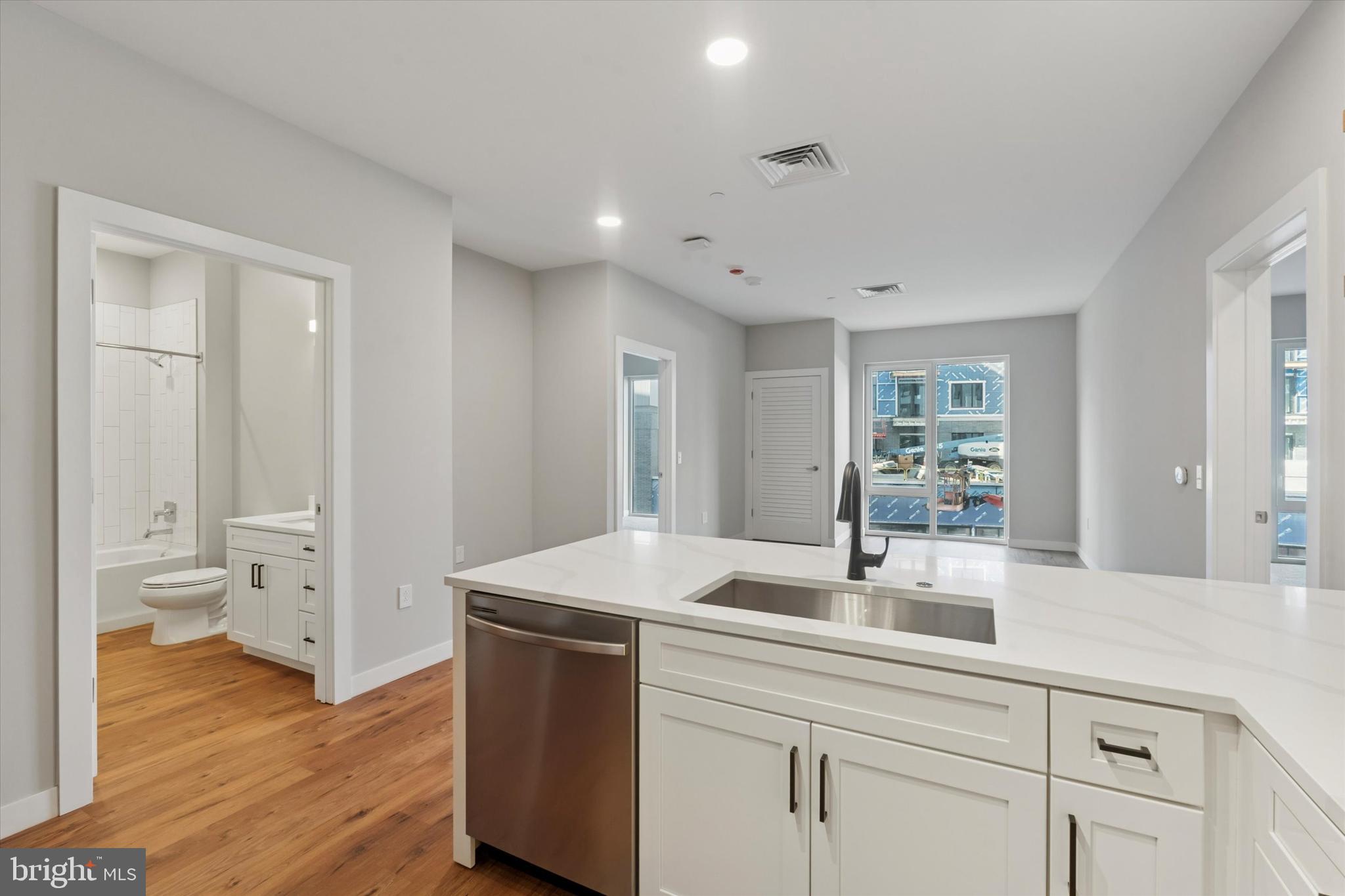 PHILADELPHIA (SOUTH) - Residential Lease