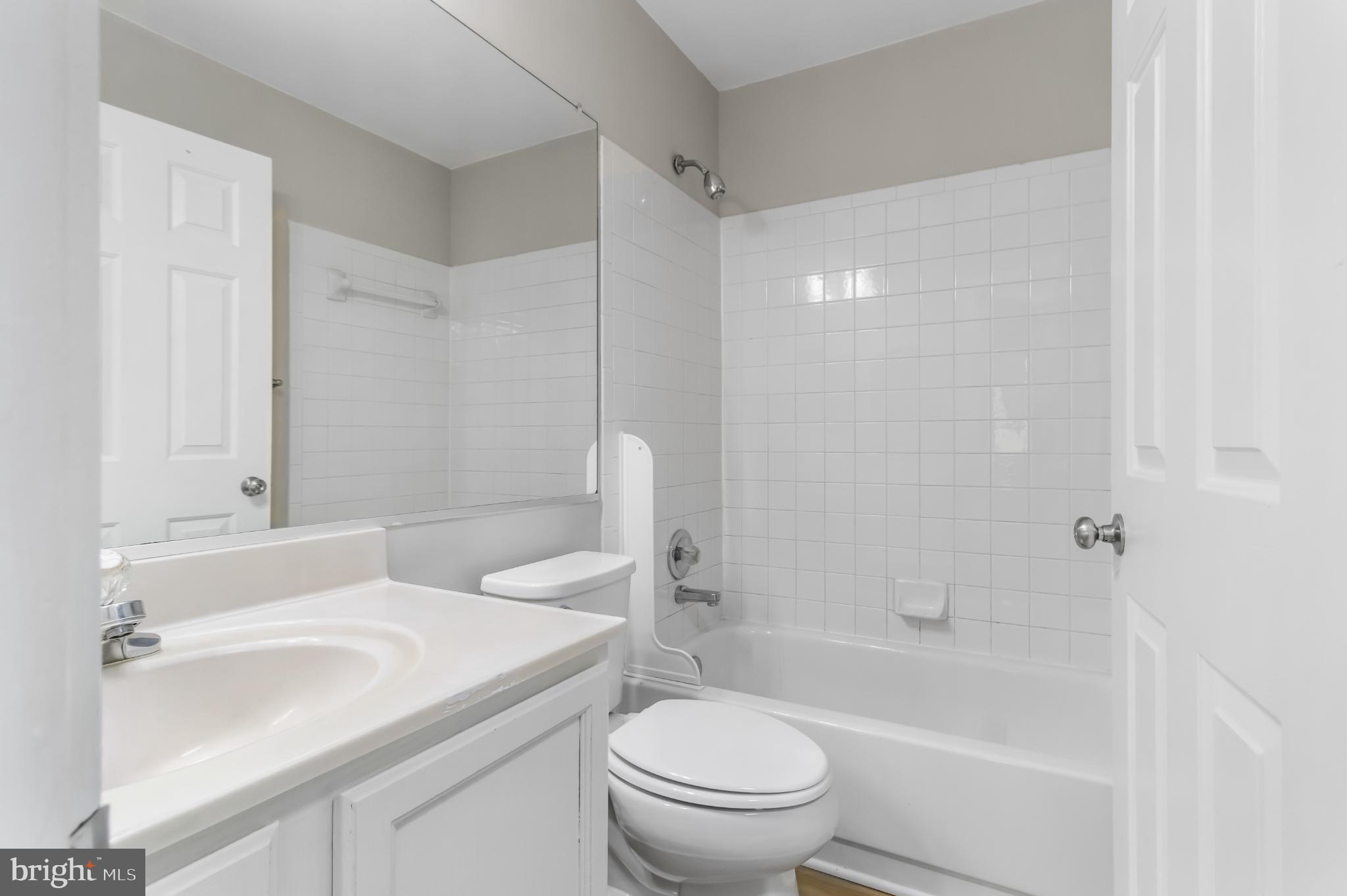 VILLAGE OF LONG REACH - Residential