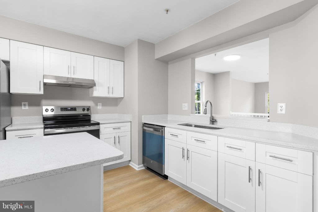 Photo of 6125 Honeycomb Gate S, COLUMBIA, MD 21045 (MLS # MDHW2060976)