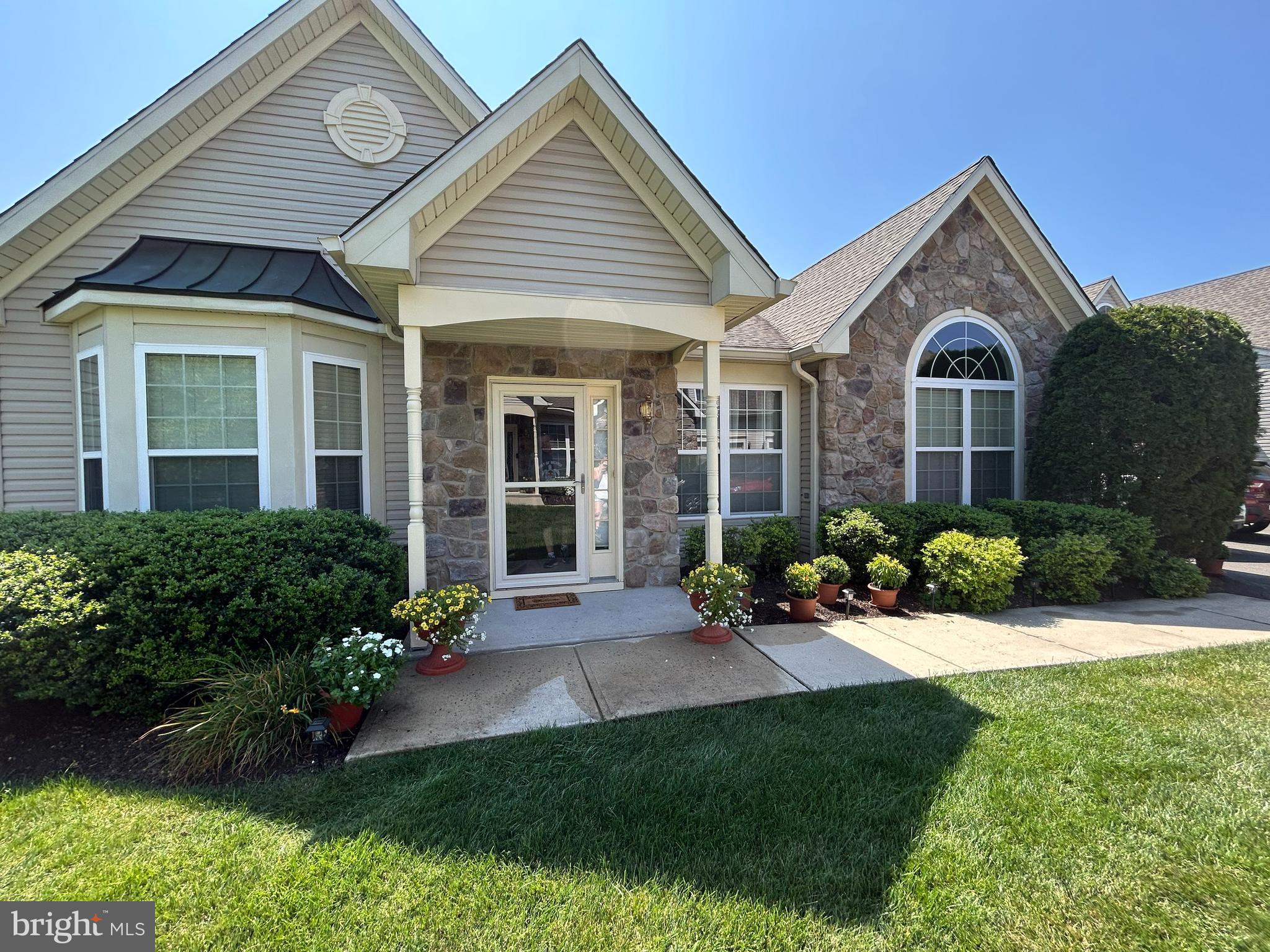 Spacious & Inviting Home in Premier 55+ Community
Welcome to 309 Shady Brook Drive, a beautifully maintained 3-bedroom, 2-bath home located in the sought-after 55+ community of Villas at Shady Brook. Offering comfort, convenience, and a vibrant lifestyle, this residence is perfect for those seeking both relaxation and activity.
On the first floor, you’ll find two generously sized bedrooms, including the primary suite, along with two full baths. The well-appointed kitchen flows seamlessly into the dining room, while the bright and airy living room creates the perfect space for entertaining or unwinding. The cozy family room features a gas fireplace for those cooler evenings, and the sunroom—one of the home’s standout features—showcases walls of windows that fill the space with natural light year-round, creating an ideal spot for morning coffee, reading, or simply enjoying the view.
Upstairs, the third bedroom sits alongside a utility room and a flexible additional space—ideal for a home office, craft area, or reading nook.
As part of the Villas at Shady Brook, you’ll enjoy an active community with outstanding amenities, including a clubhouse, fitness center, library, tennis courts, walking trails, and a resort-style pool and spa surrounded by a gorgeous patio.
Whether you’re hosting family, meeting friends at the clubhouse, or relaxing in your sunroom with a good book, this home offers the perfect balance of privacy and community living.
Don’t miss your chance to make 309 Shady Brook Drive your next chapter!
