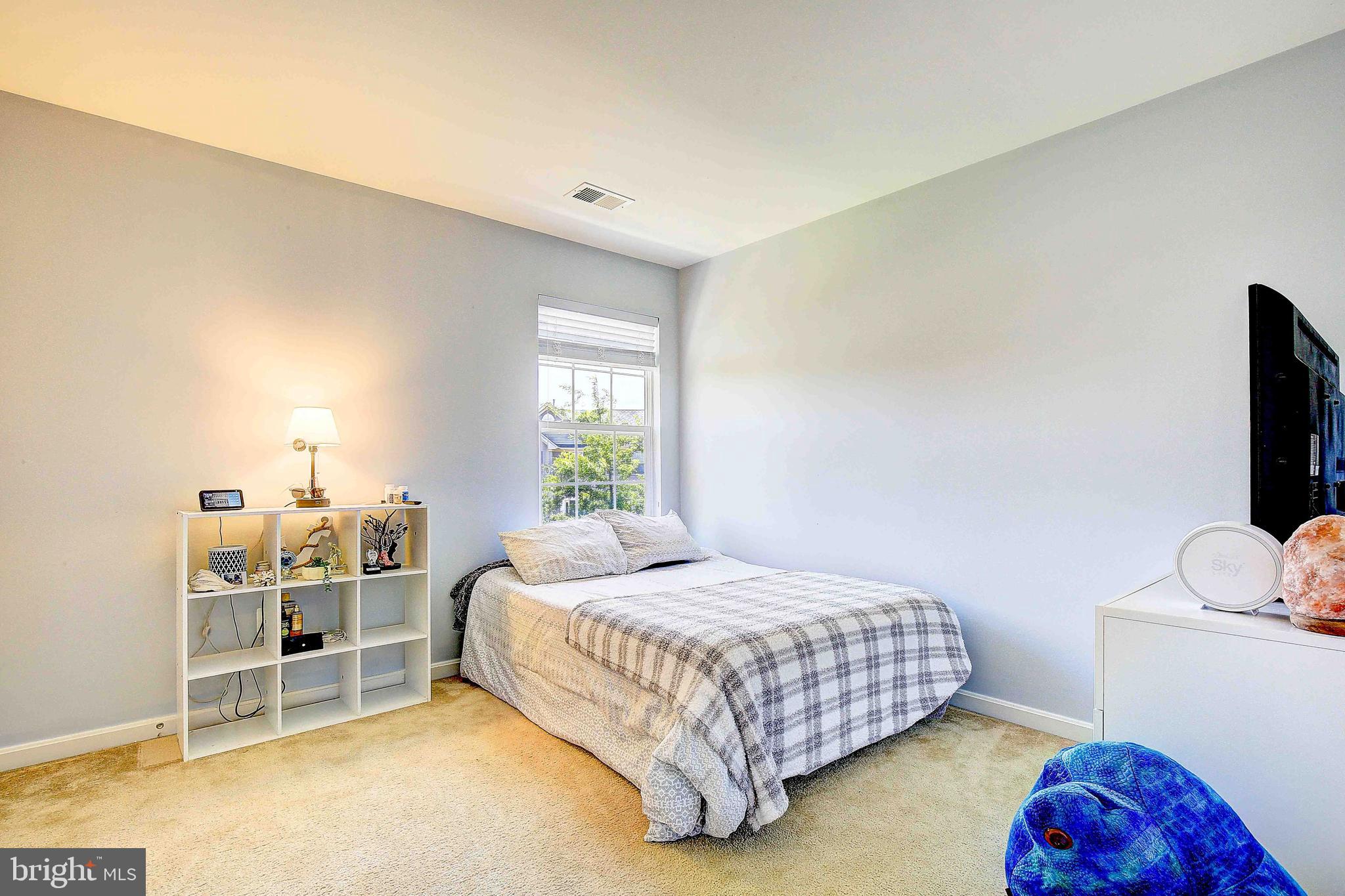 NORTH BROOK - Residential