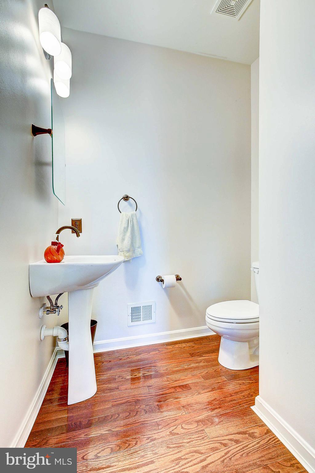 NORTH BROOK - Residential