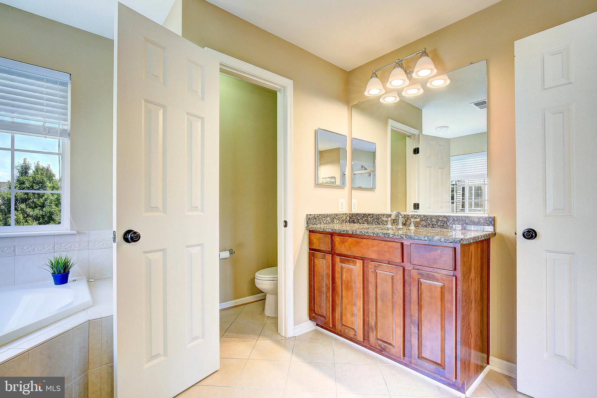 NORTH BROOK - Residential