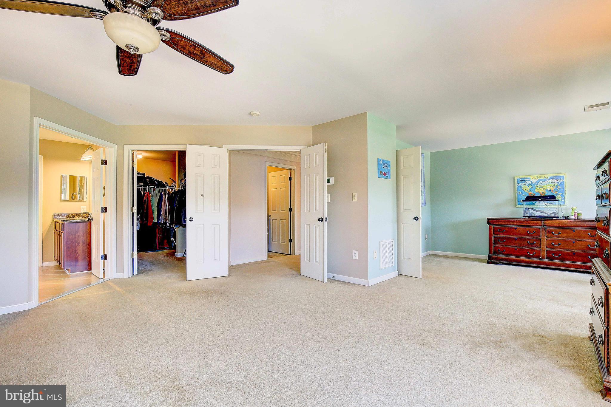 NORTH BROOK - Residential