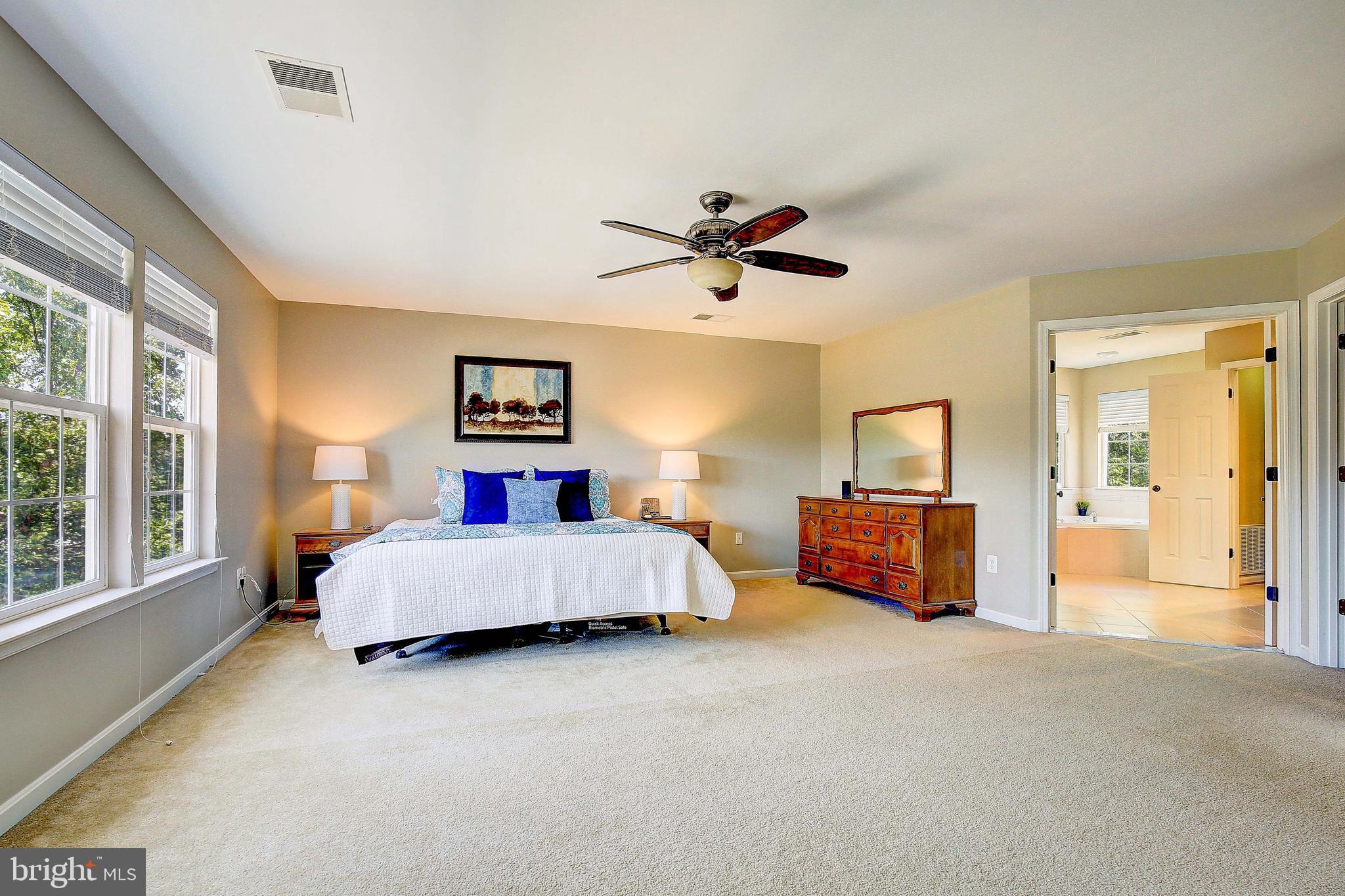 NORTH BROOK - Residential