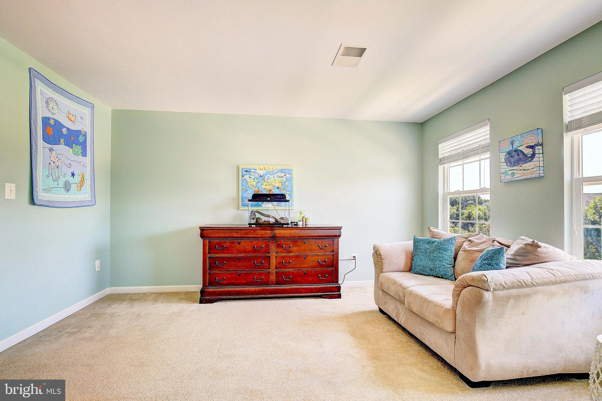 NORTH BROOK - Residential