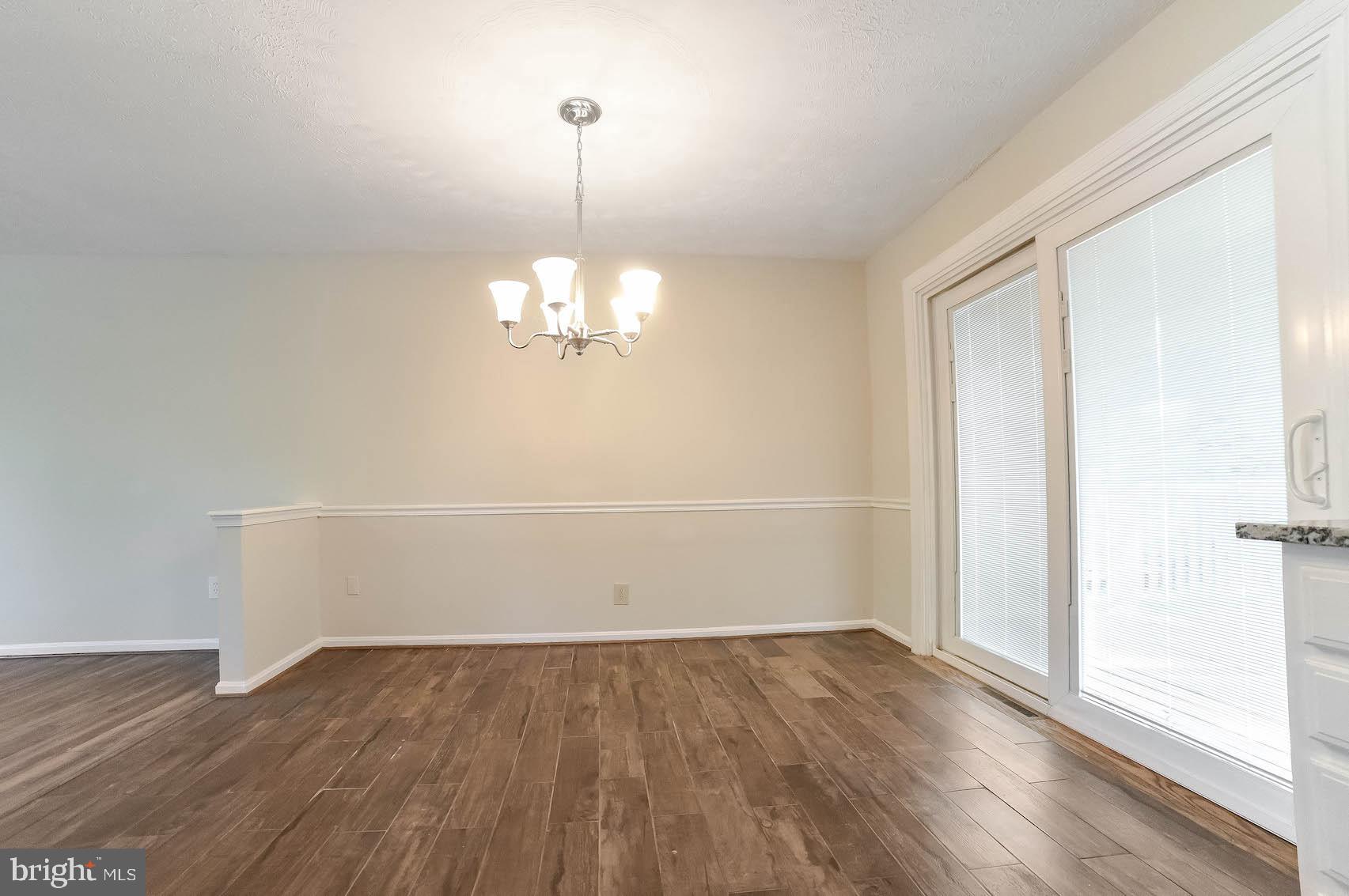 GOLDEN BEACH - Residential