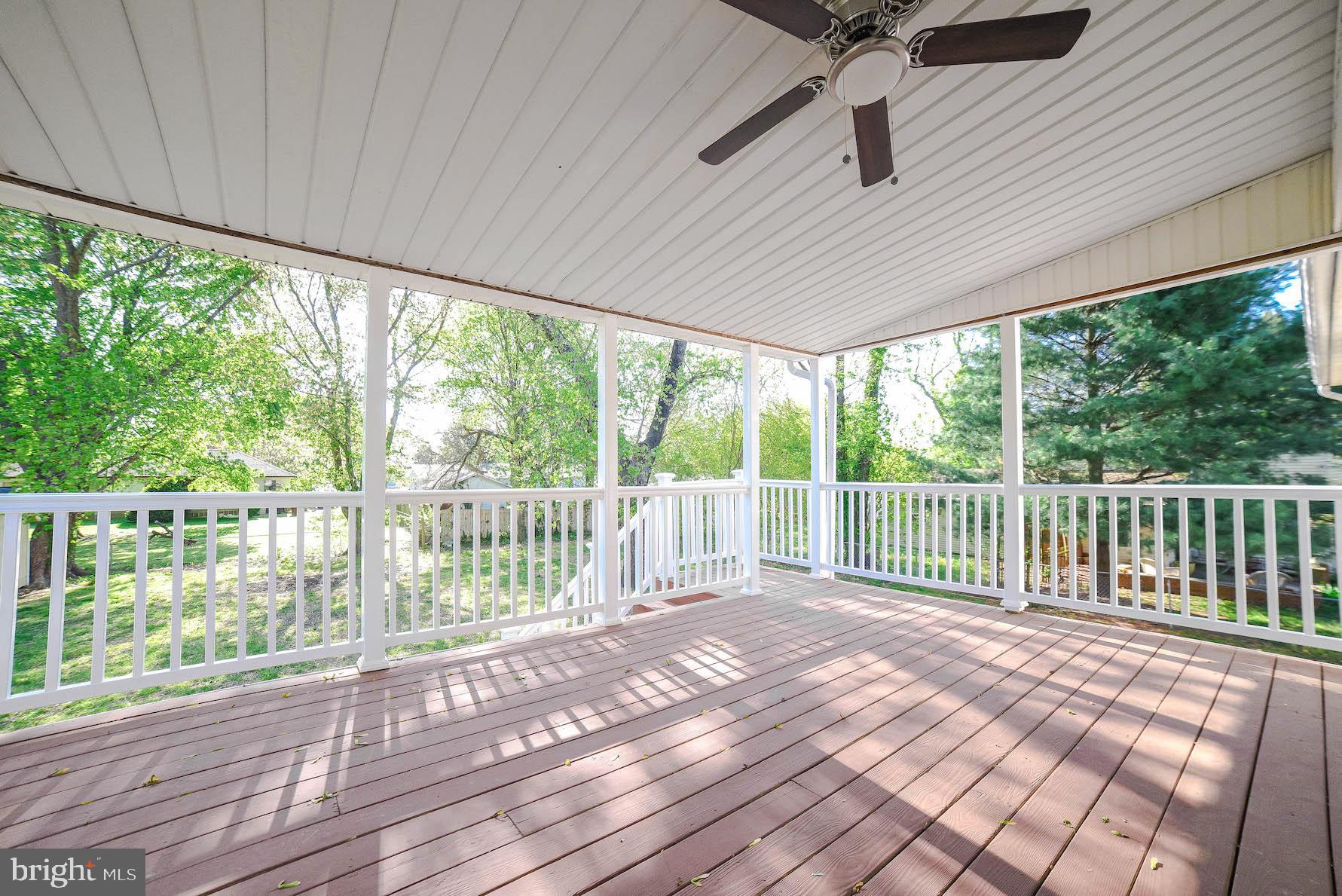 GOLDEN BEACH - Residential