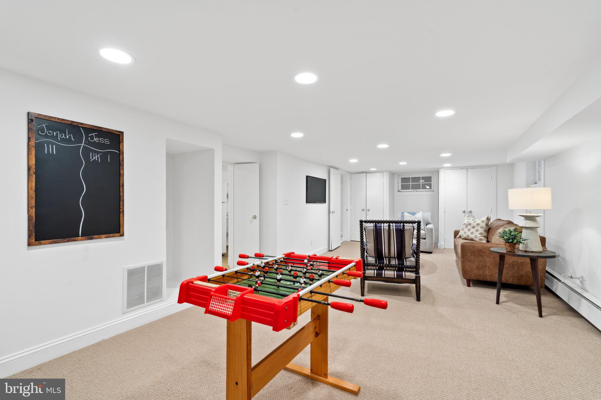 CHEVY CHASE - Residential