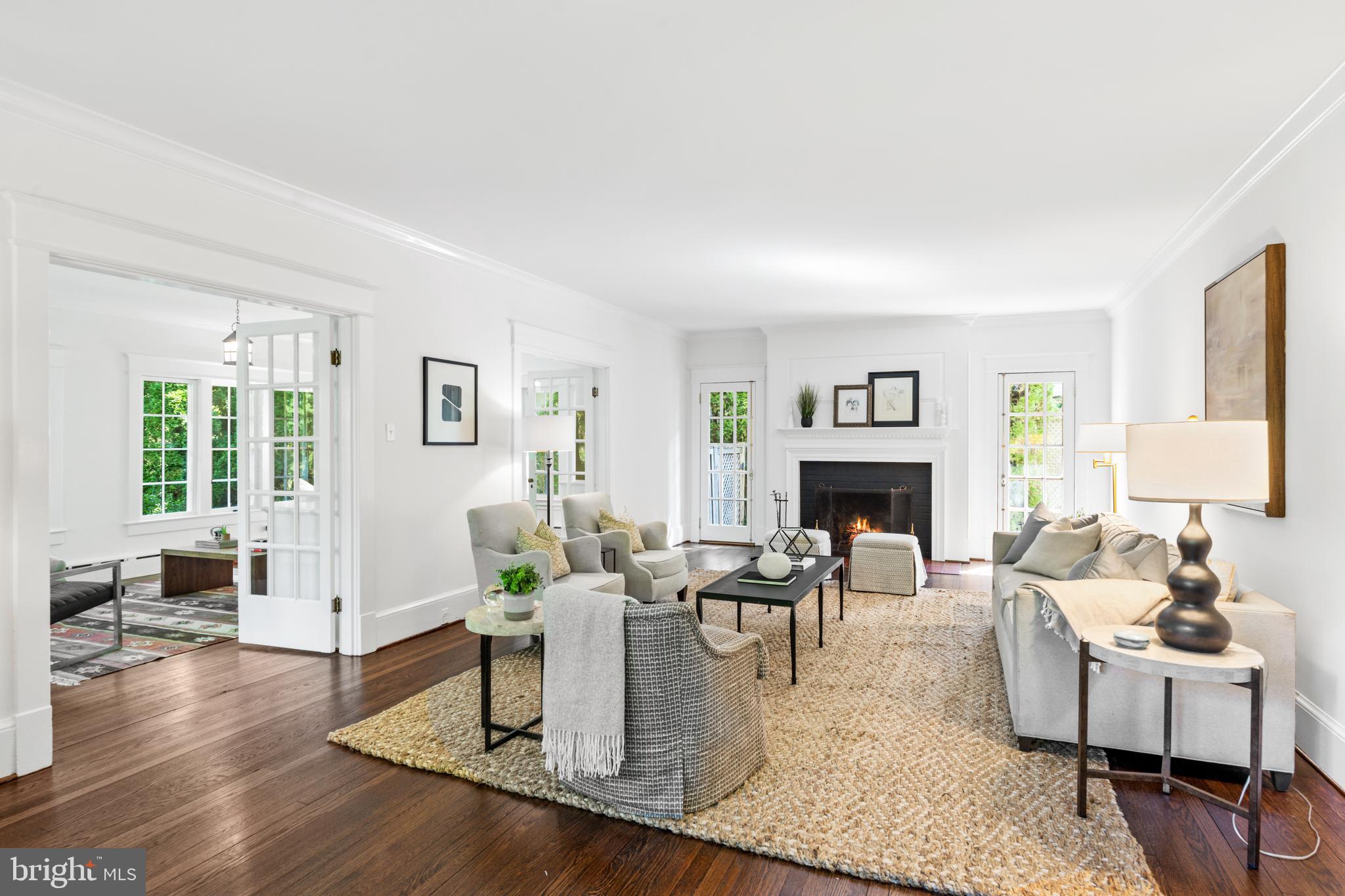 CHEVY CHASE - Residential