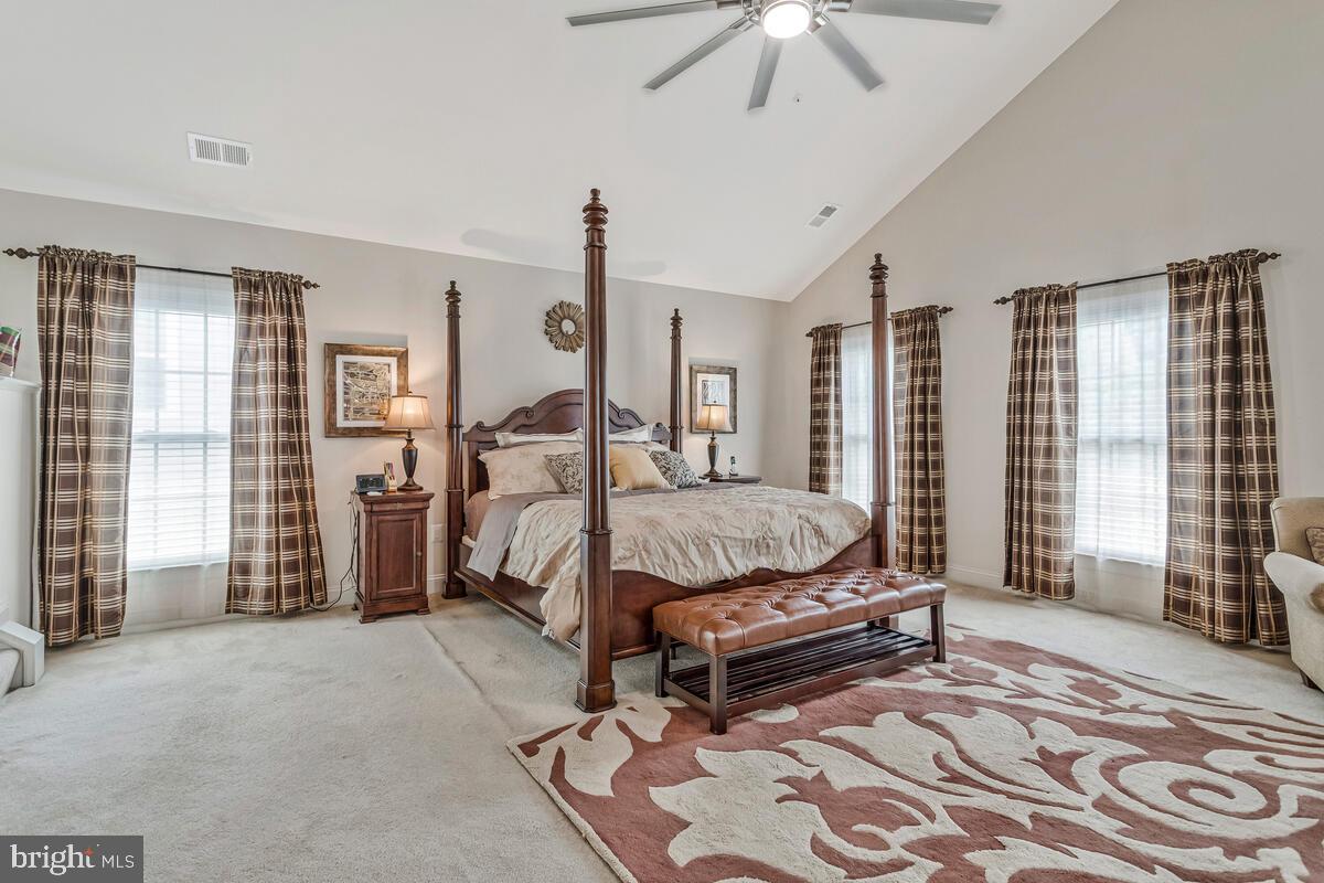 OAK CREEK CLUB - Residential