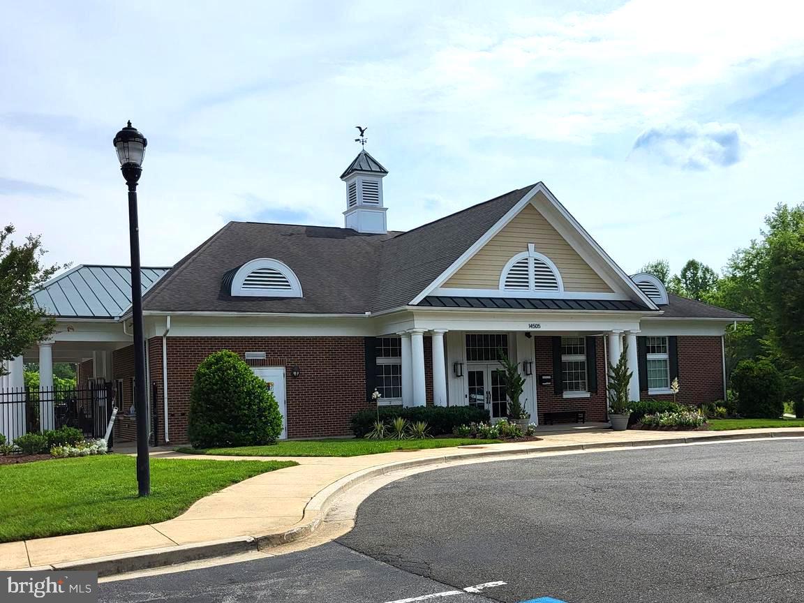 OAK CREEK CLUB - Residential