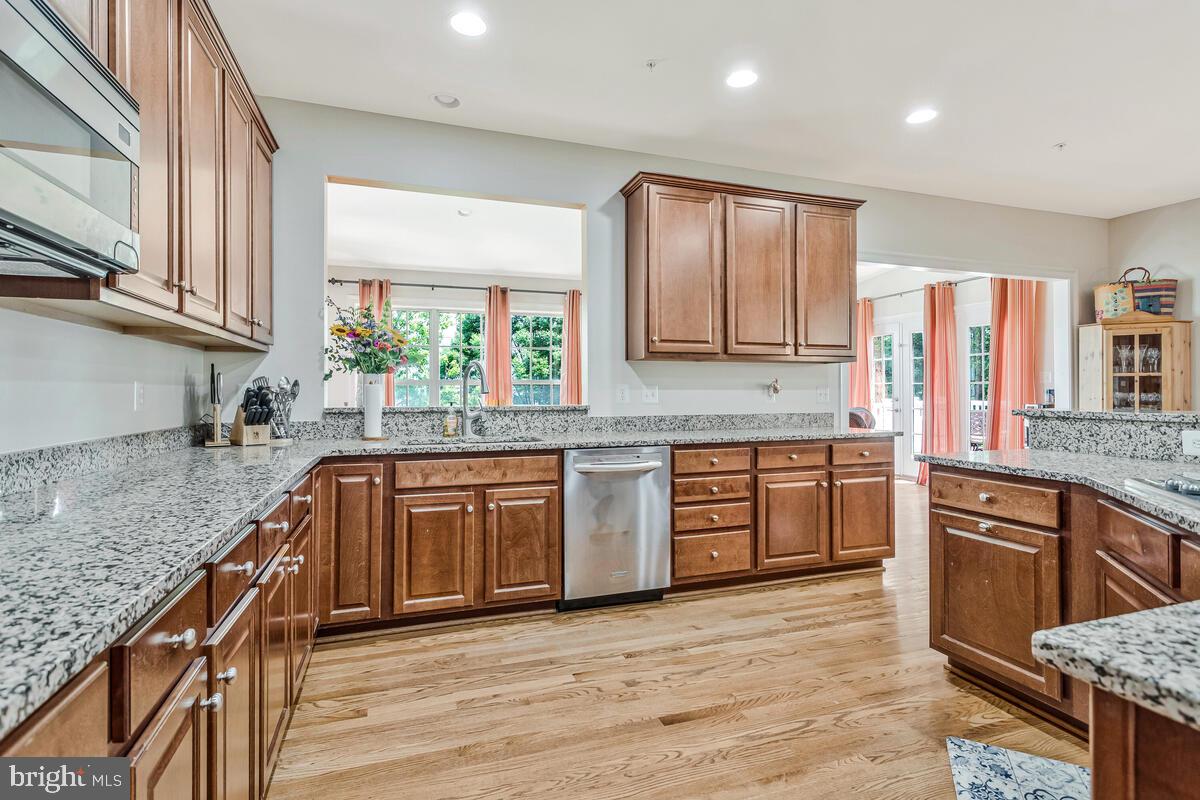 OAK CREEK CLUB - Residential