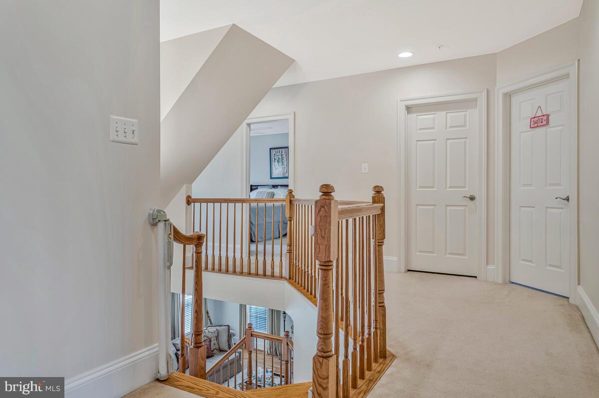 OAK CREEK CLUB - Residential