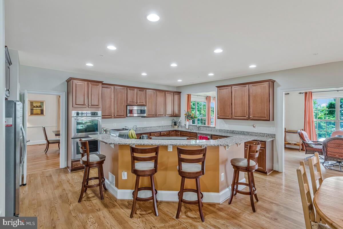 OAK CREEK CLUB - Residential