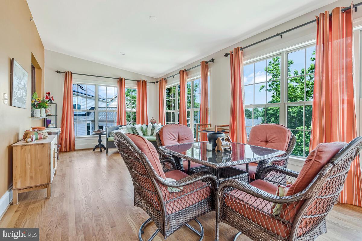 OAK CREEK CLUB - Residential