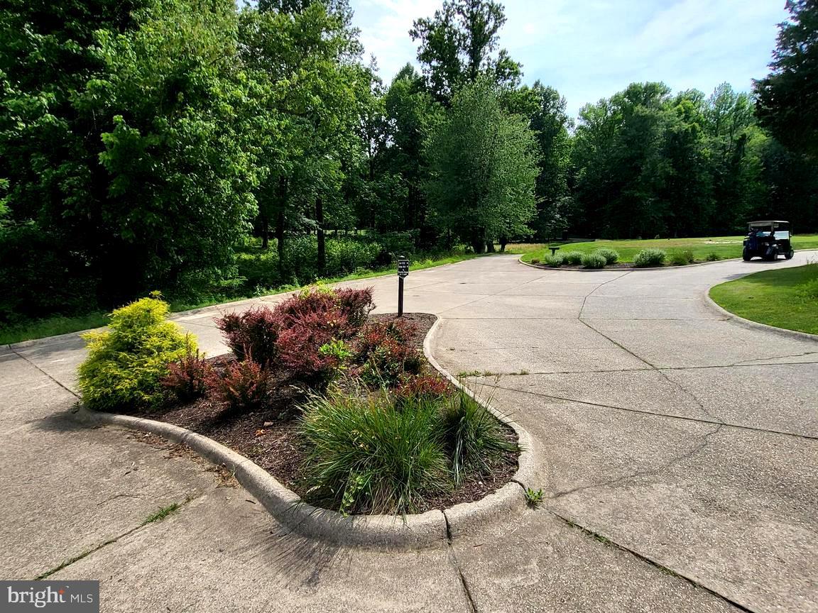 OAK CREEK CLUB - Residential