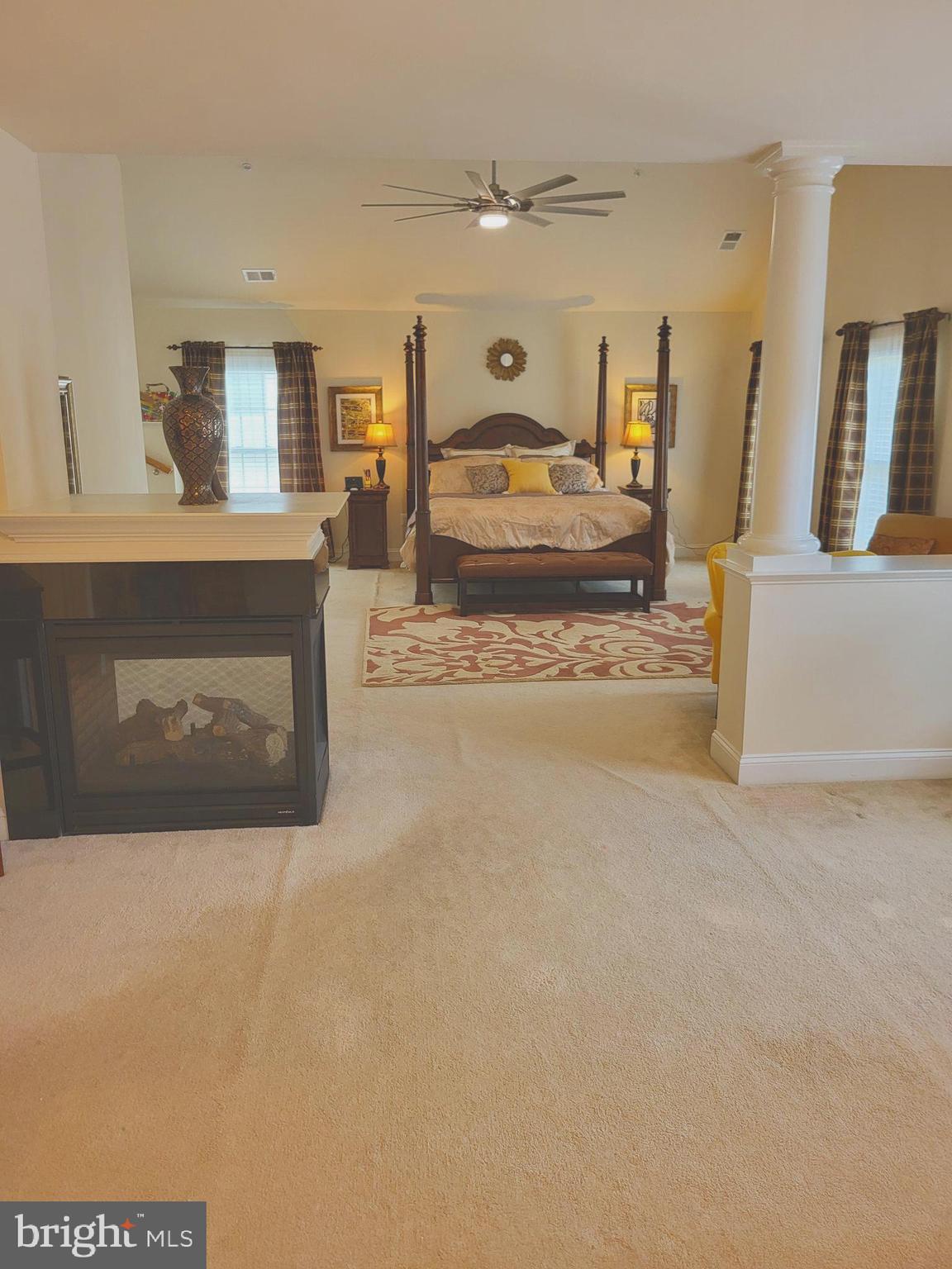 OAK CREEK CLUB - Residential