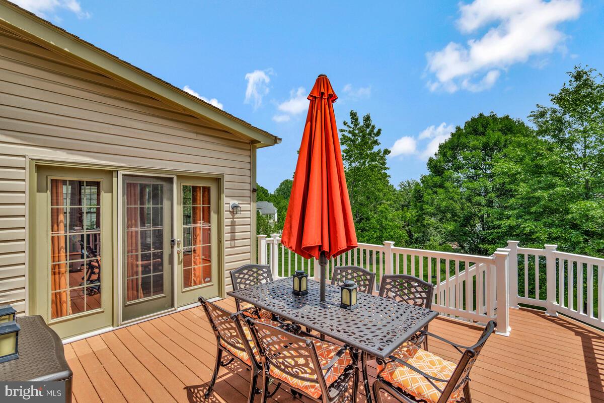 OAK CREEK CLUB - Residential