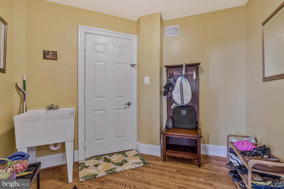 OAK CREEK CLUB - Residential