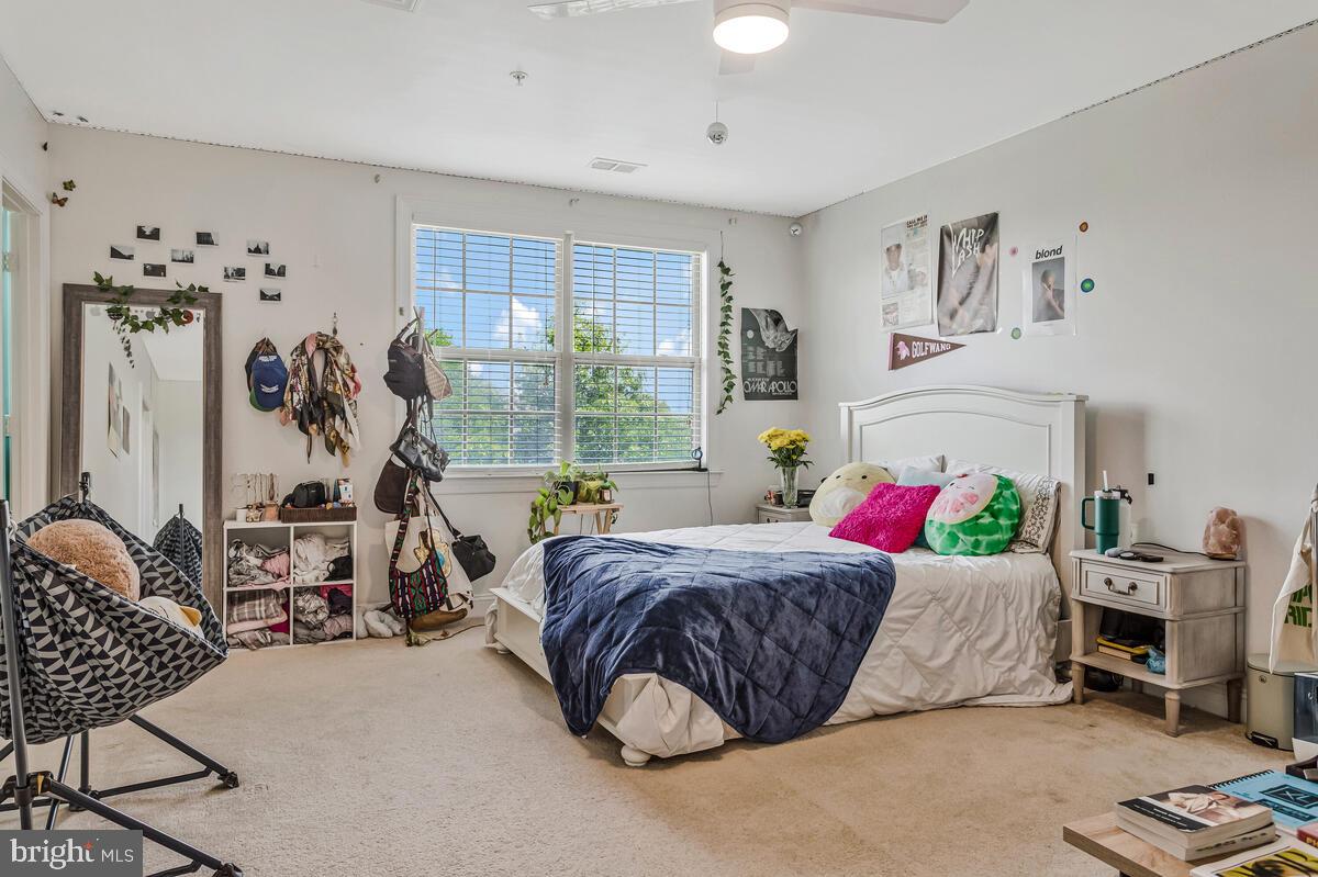 OAK CREEK CLUB - Residential