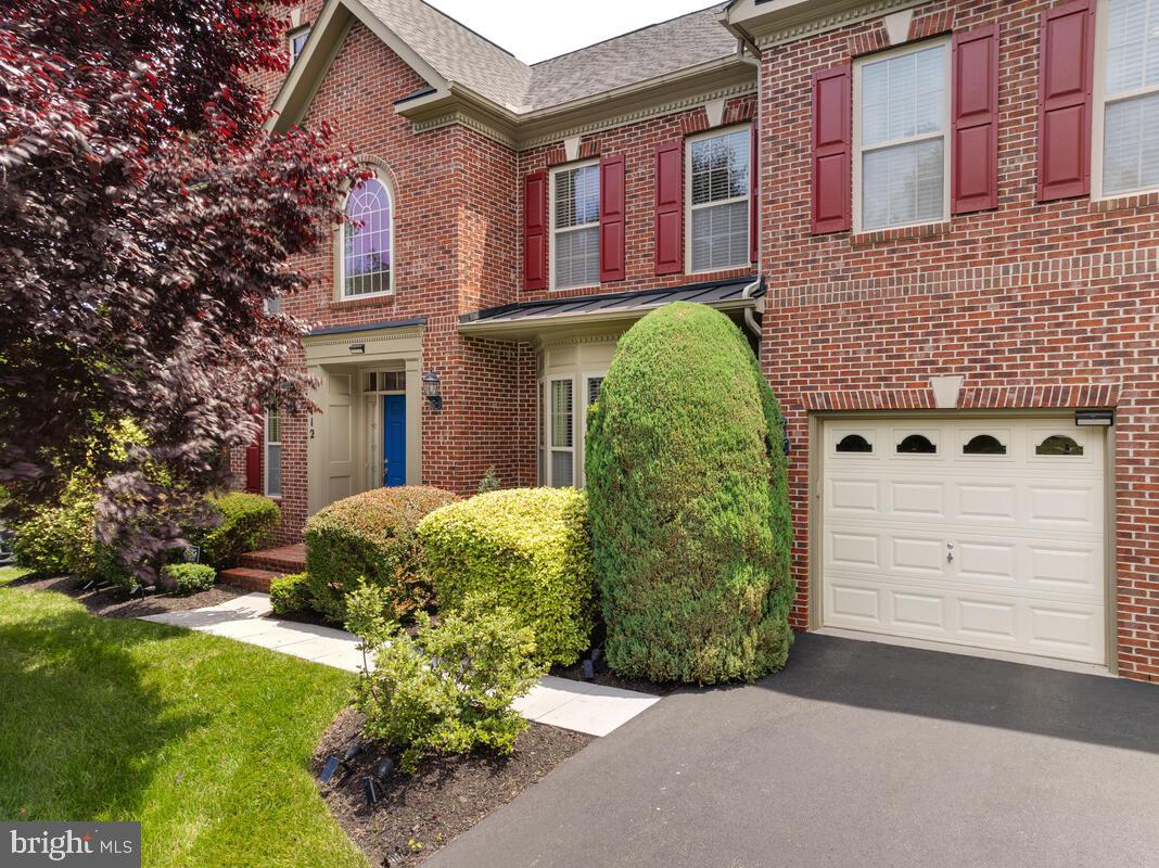 OAK CREEK CLUB - Residential