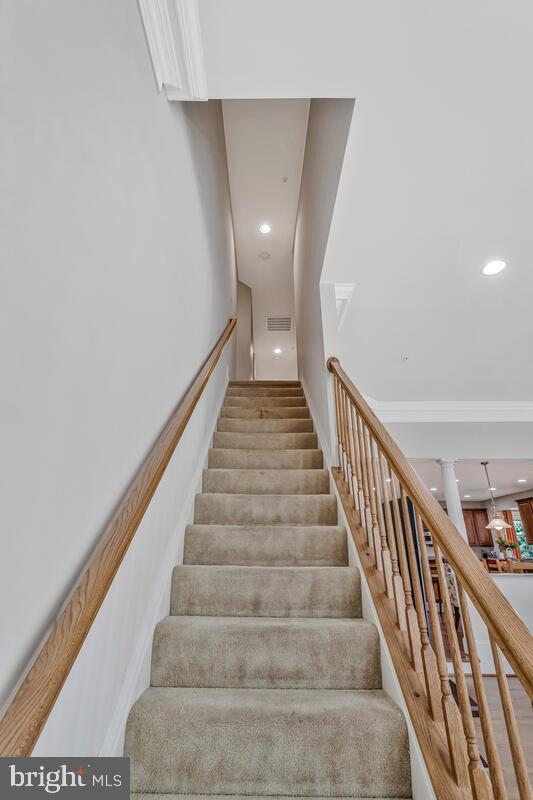 OAK CREEK CLUB - Residential