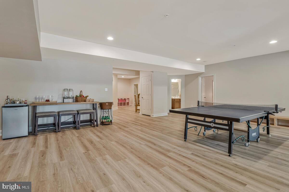 OAK CREEK CLUB - Residential