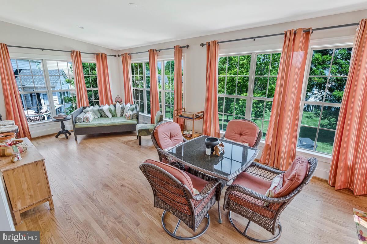 OAK CREEK CLUB - Residential