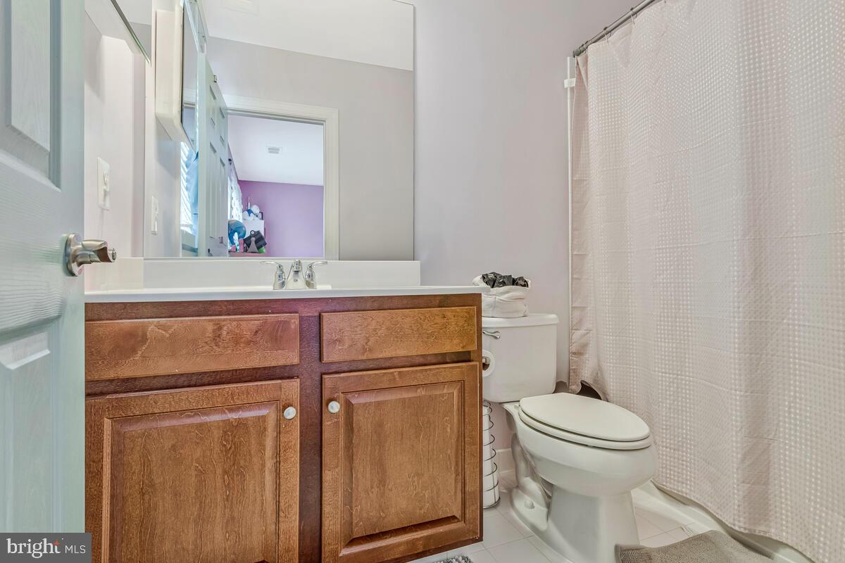 OAK CREEK CLUB - Residential