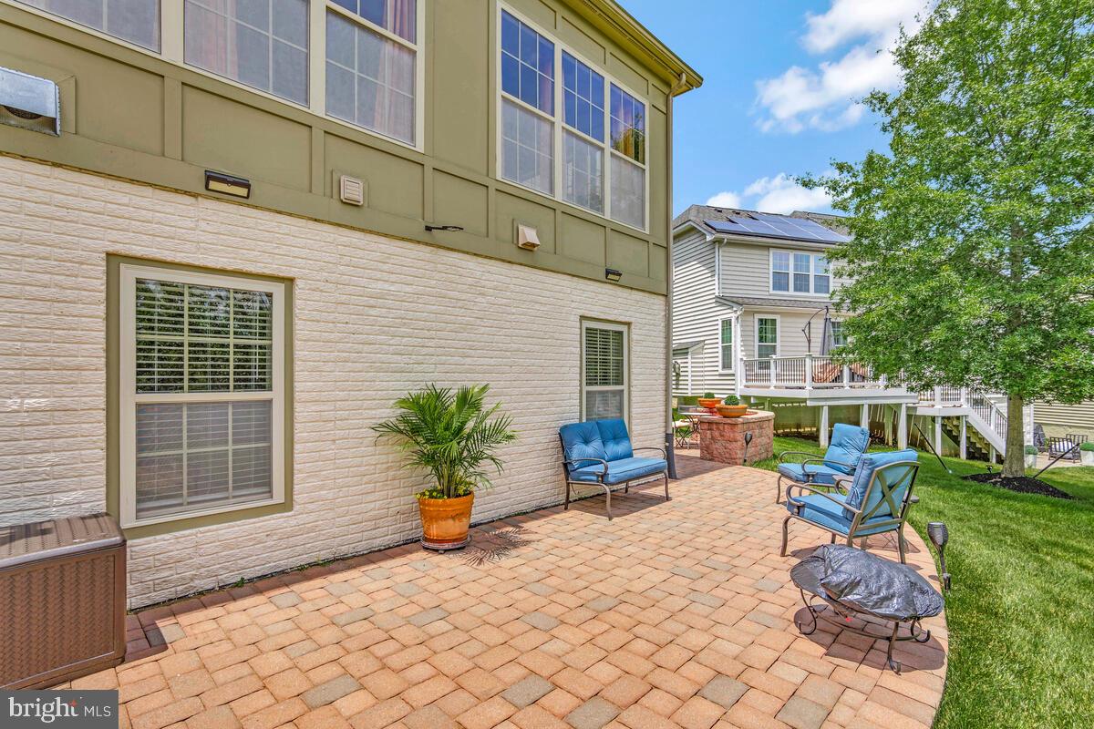 OAK CREEK CLUB - Residential