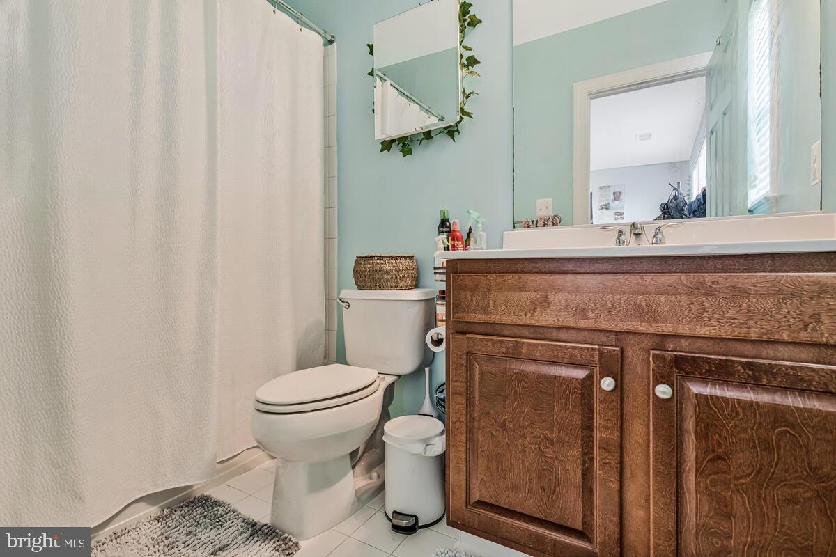 OAK CREEK CLUB - Residential