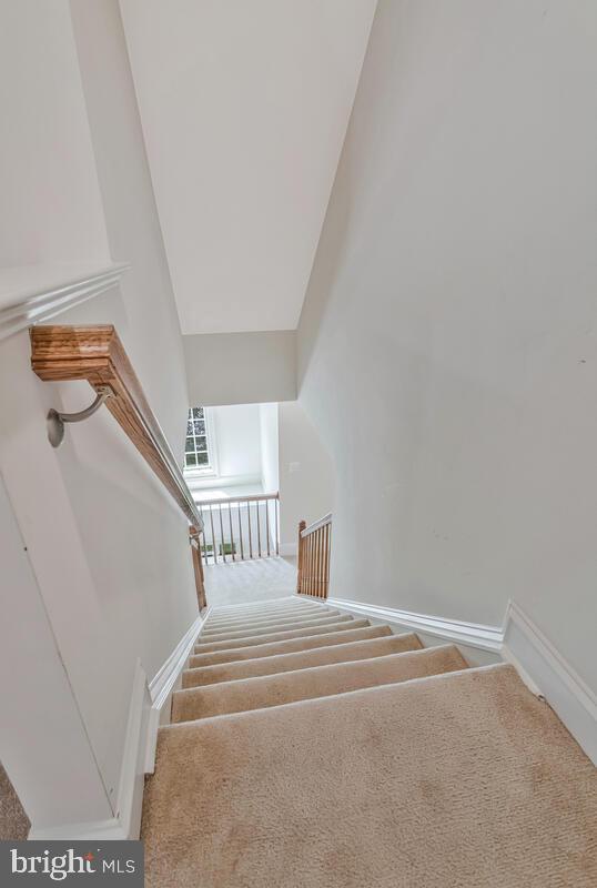 OAK CREEK CLUB - Residential