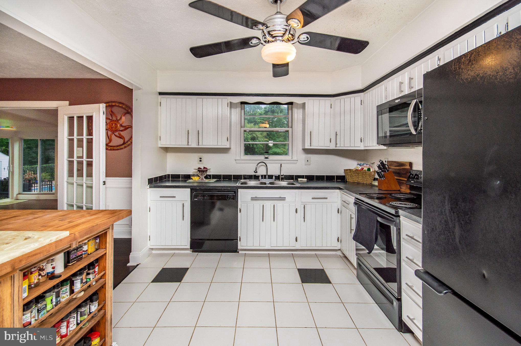 BROOKWOOD ESTATES - Residential