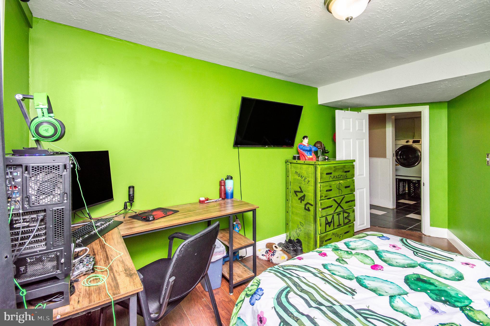 BROOKWOOD ESTATES - Residential