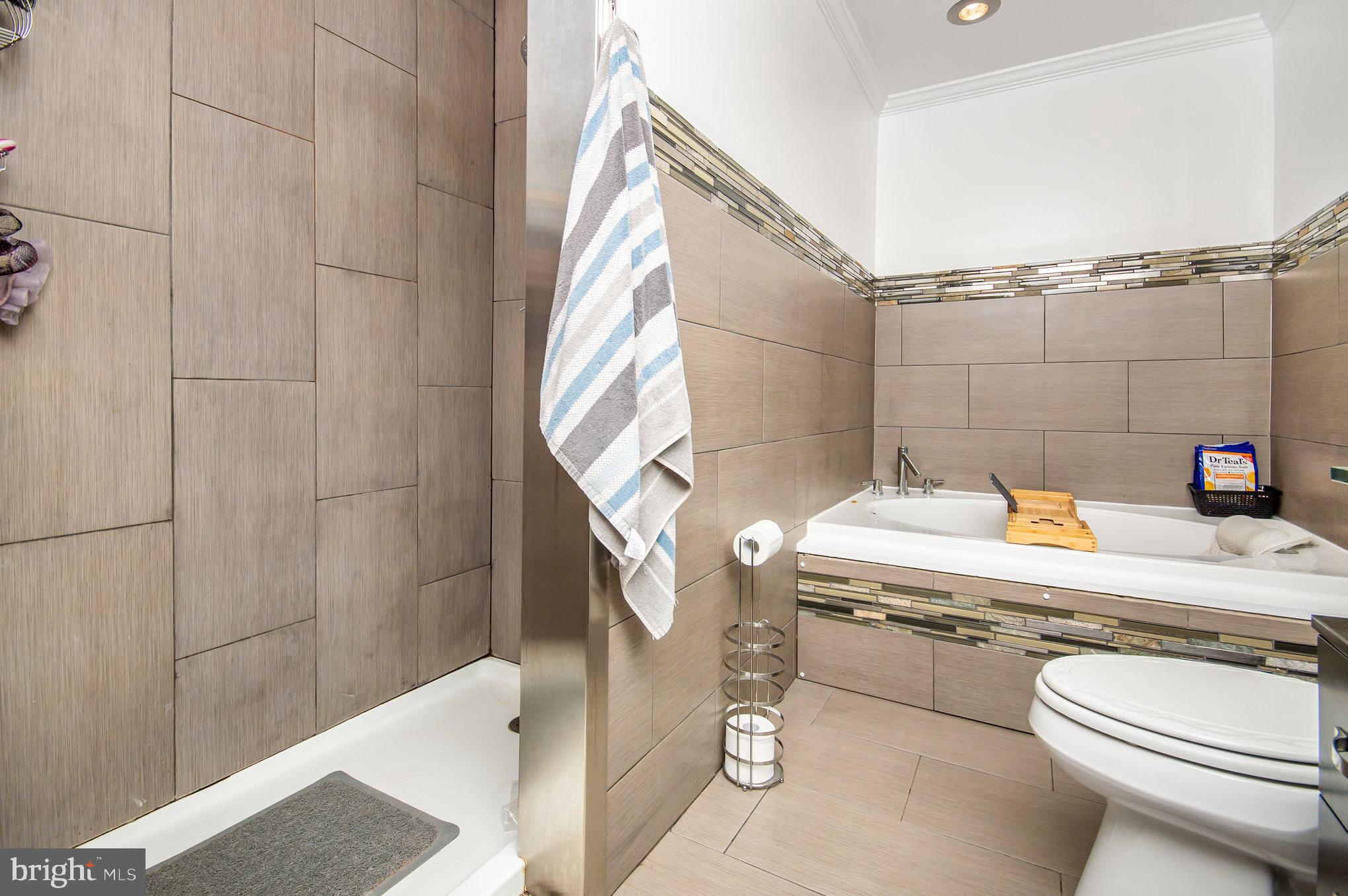 BROOKWOOD ESTATES - Residential